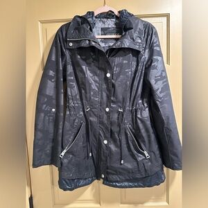 GUESS Anorak Hooded jacket size SMALL